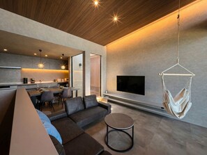 Interior - nagisa awajishima (Awaji)