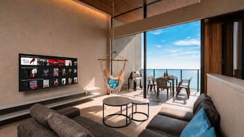 Luxury Villa, Ocean View | Premium bedding, blackout drapes, iron/ironing board, free WiFi