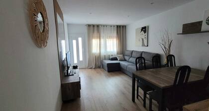 Chalet in the village of Barraco, Ávila, full of hiking trails.
