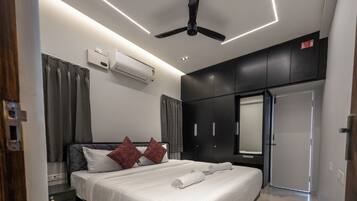 3 chambres, fer et planche Ă repasser, Wi-Fi, draps fournis