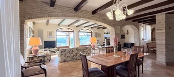 Dream House – Villa with Garden and Swimming Pool