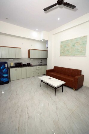 Living area - The Empire Sector 45 Gurgaon (Gurugram)