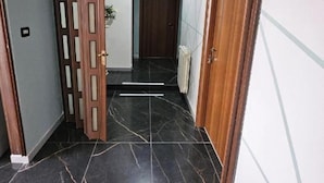 Kamar Triple Deluks, pemandangan laut | Interior