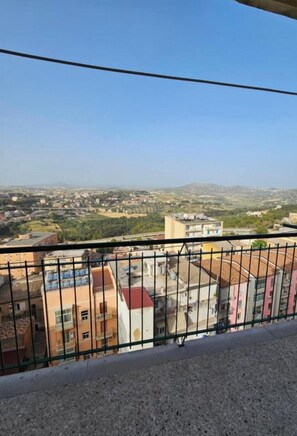 Chambre Deluxe, vue ville | Enceinte de l’hébergement