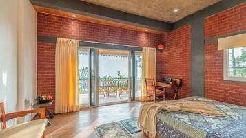 Deluxe Villa, Balcony, Hill View