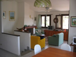 Interior - ALOE SEA VIEW APARTMENT - CHIA, SARDINIA (Sardegna)
