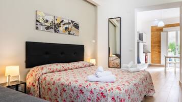 1 bedroom, iron/ironing board, WiFi, bed sheets