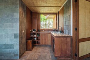 Private kitchen - Luxury Villa with Private Pool in Nusa Lembongan (Nusa Lembongan)