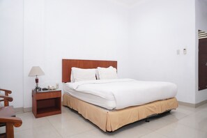 Deluxe Double Room | Desk, laptop workspace, free WiFi - Kailani Inn (Medan)