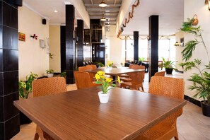 Dining - Kailani Inn (Medan)