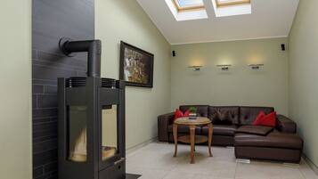 Familielejlighed - balkon - byudsigt | Interiør