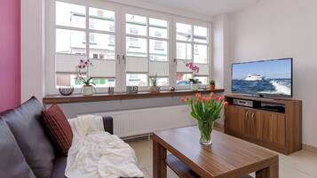 Comfort-Apartment, Stadtblick | Wohnbereich
