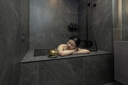 Cave Ryokan Hotel by Anook Daejeon Yucheon Southwest Terminal