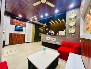 Lobby - Hotel Avista Comfort-Amritsar  (Amritsar)