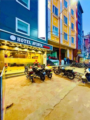 Exterior - Hotel Avista Comfort-Amritsar  (Amritsar)