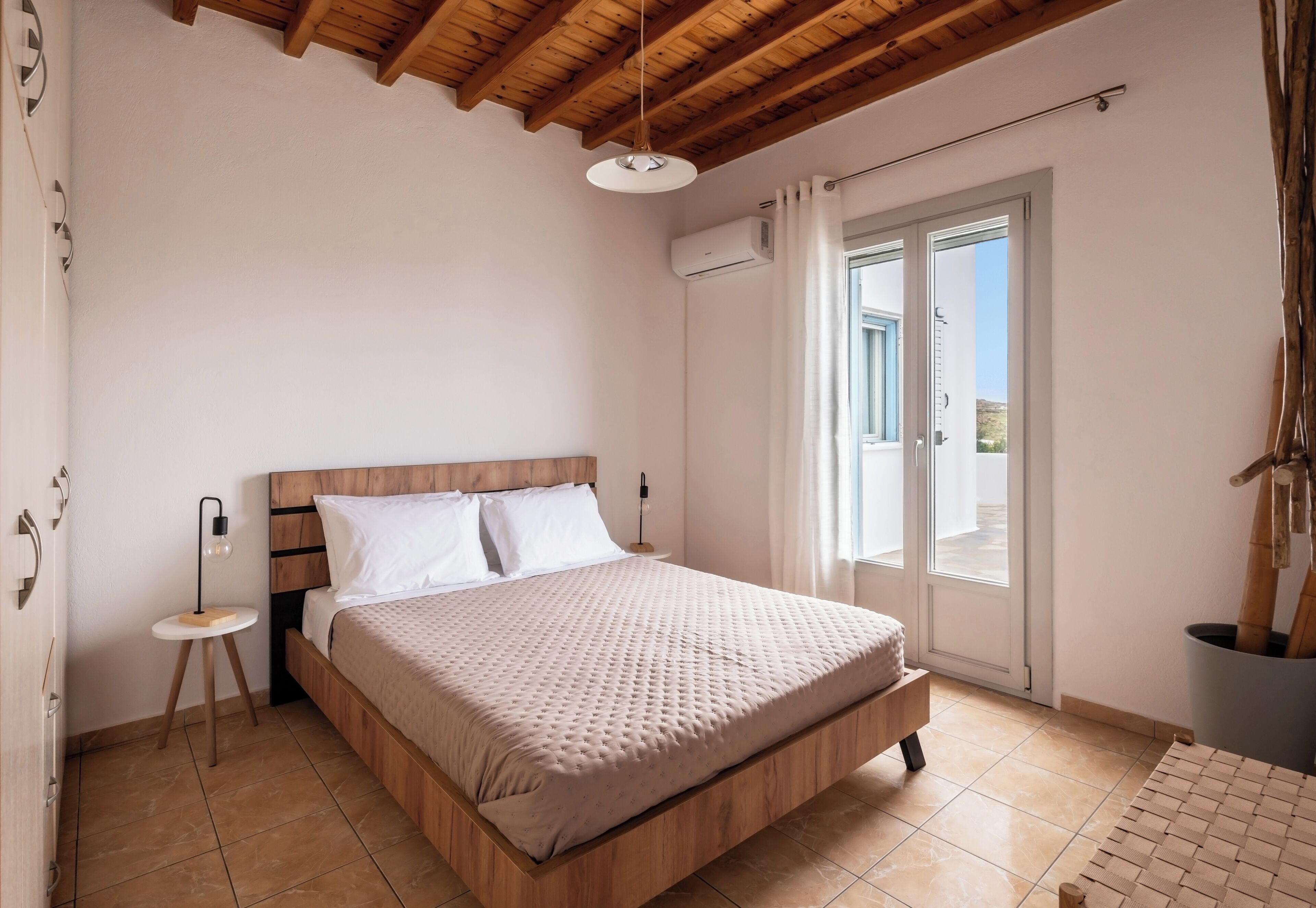 Apartamento, sacada, vista para a piscina