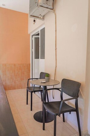 Standard Apartment | Balcony - Villa Rafail (Ksamil)