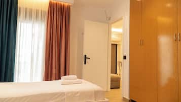 Apartamento, sacada | Wi-Fi de cortesia, roupa de cama