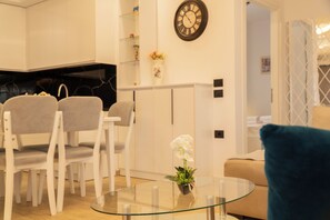 Apartment, Balcony | Living area | 35-inch flat-screen TV with satellite channels - Villa Rafail (Ksamil)