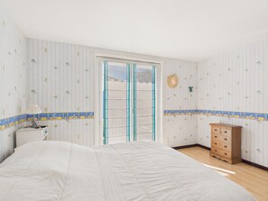 4 bedrooms, iron/ironing board - Holiday for 8 with pool, sea ​​300 m away (Barbâtre)