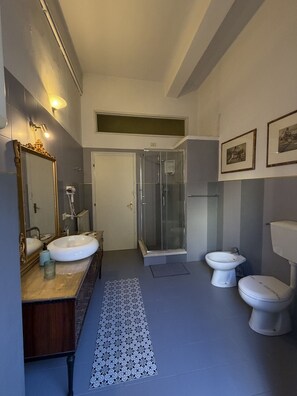 Bathroom - Guest Housa Santa Giustina (Lucca)