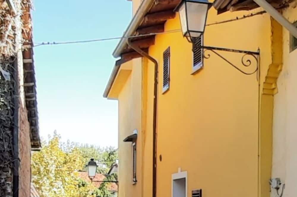 Palazzo Peisoire - Appartamento con garage per E-Bike