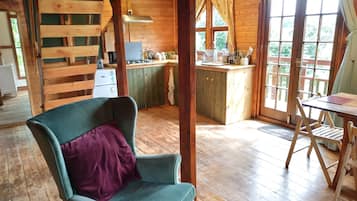 Superior Cabin, Shared Bathroom ((for five)) | Ruang Istirahat