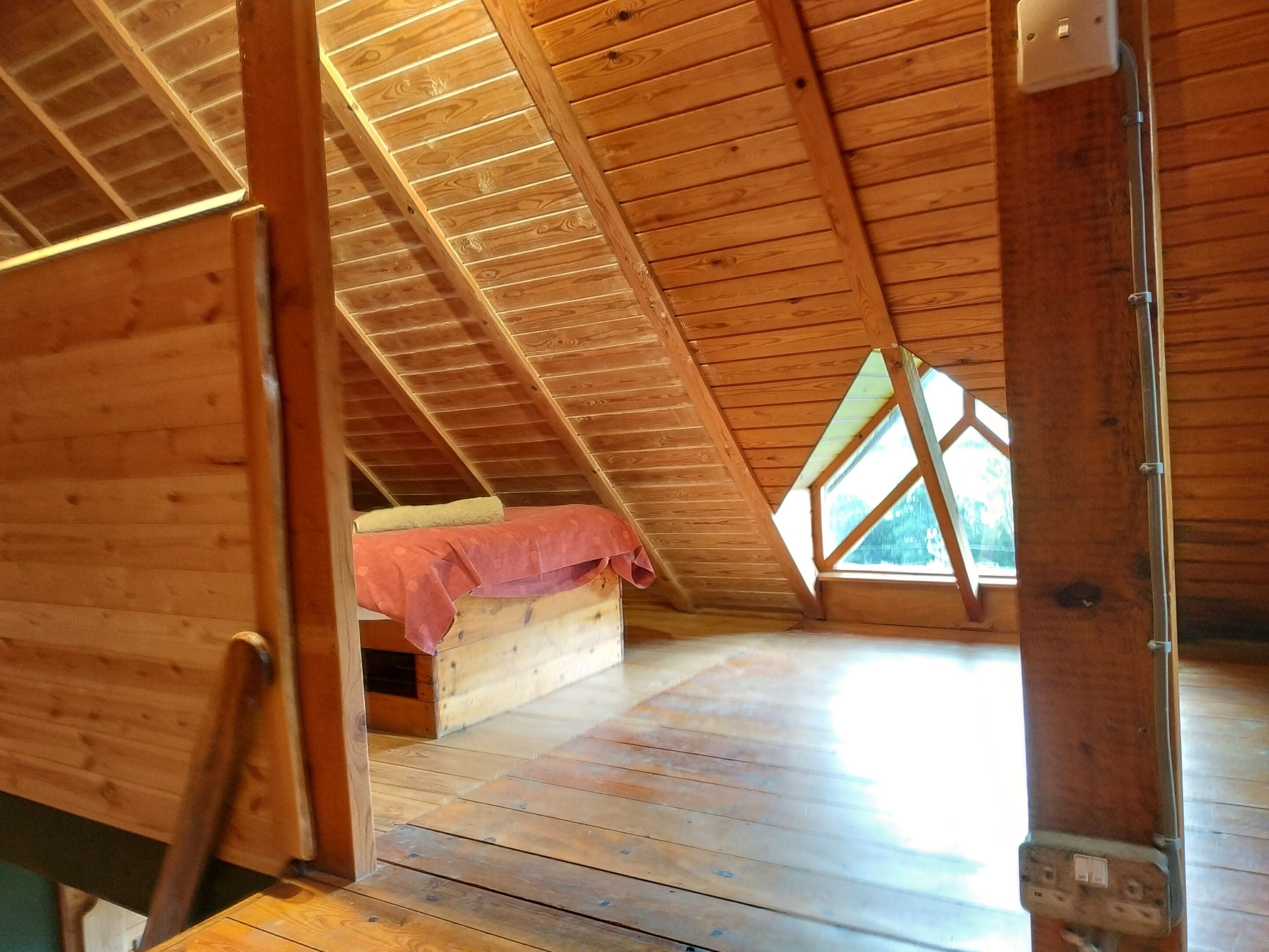 Superior Cabin, Shared Bathroom ((for five)) | WiFi, bed sheets