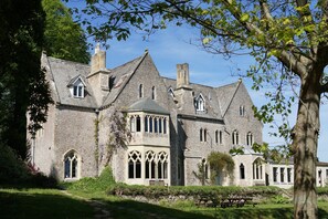 Exterior - Monkton Wyld Court (Bridport)