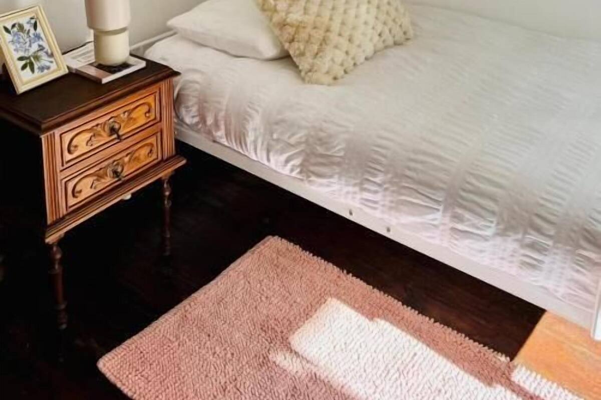 Shared Dormitory, Men only, Garden View