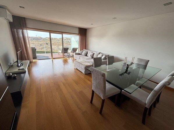 Interior - Vrbo Property (Esposende)