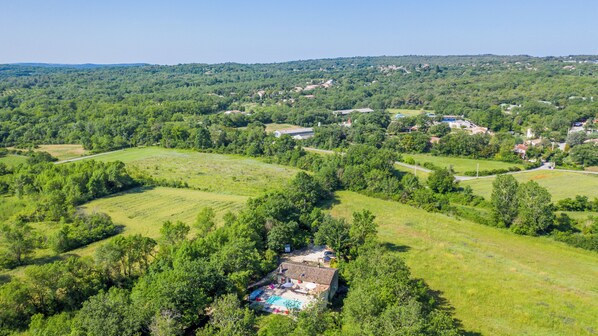 Aerial view - Stone mill near Uzès (Deaux)