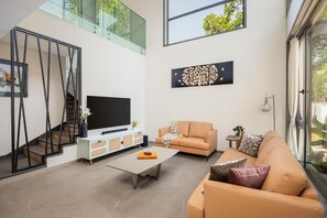 Living area - Cloud 7 by ELIVAAS Luxurious 4 BHK Villa (Vagator)