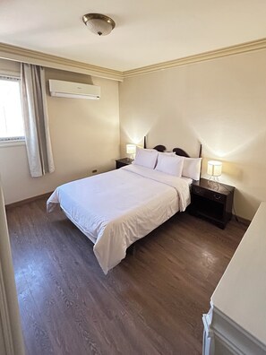 2 bedrooms, free WiFi, bed sheets - Maadi Apartment with Stunning City Views (Cairo Governorate)