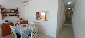 Apartment, 2 Bedrooms, Accessible, Smoking | Dining room - Beachfront Flat With Spectacular sea Views (Roquetas de Mar)