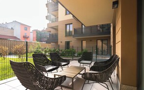 One Bedroom Family Apartment with Balcony | Balcon