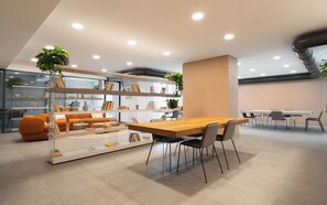 Interior - Limehome Milan Via Eugenio Villoresi (Milan)