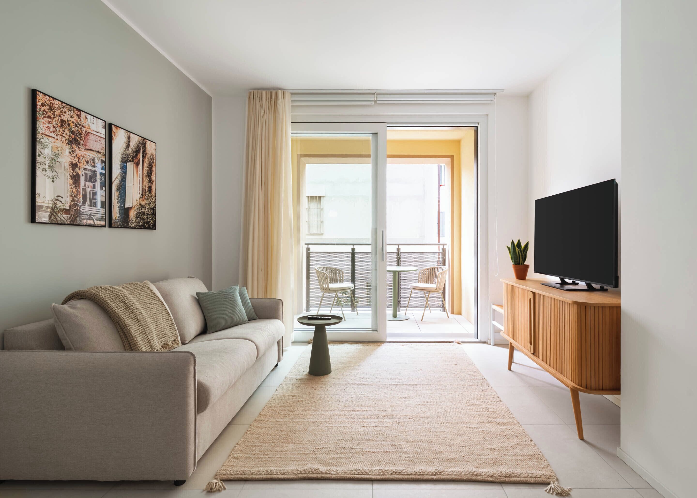 One Bedroom Apartment with Terrace | Coin séjour