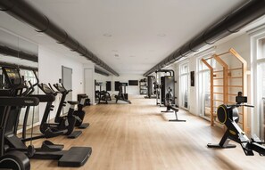 Gym - Limehome Milan Via Eugenio Villoresi (Milan)