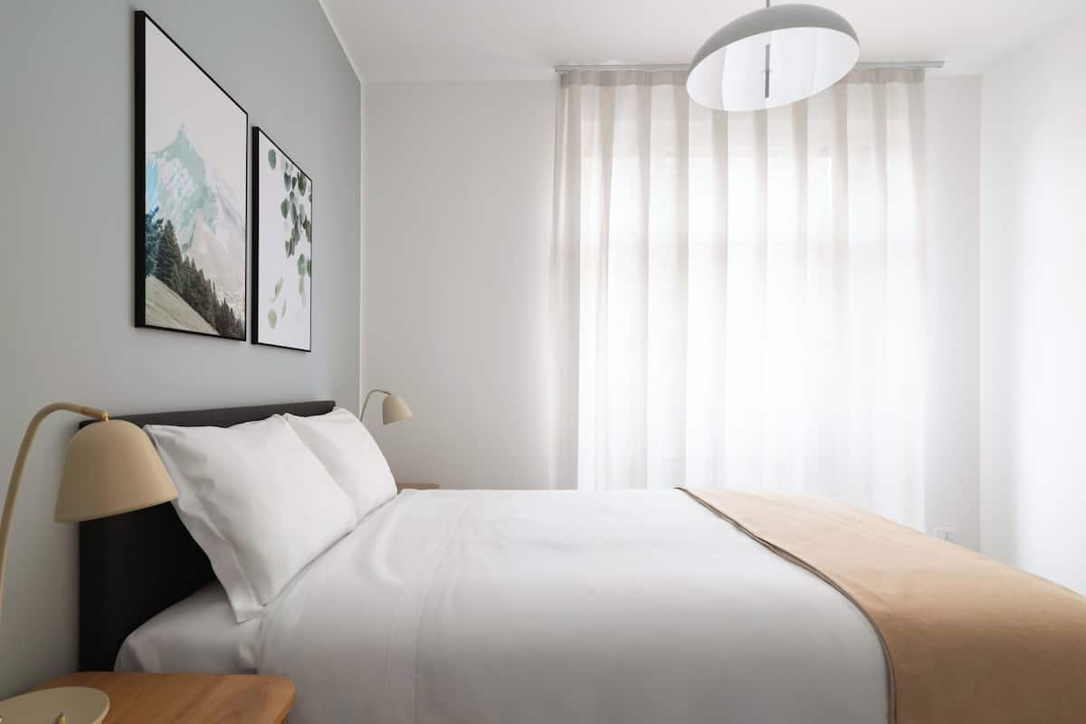 One Bedroom Apartment with Sofa Bed