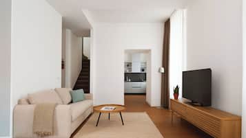 Two Bedroom Apartment with Terrace and Balcony | Coin séjour