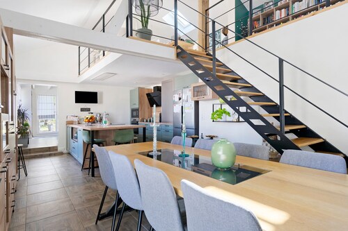 Gästezimmer „Embellie“ mit privater Terrasse, eigenem Garten und WLAN