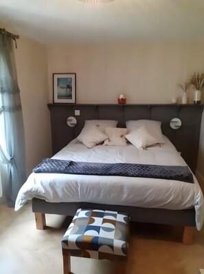 1 bedroom, WiFi, bed sheets