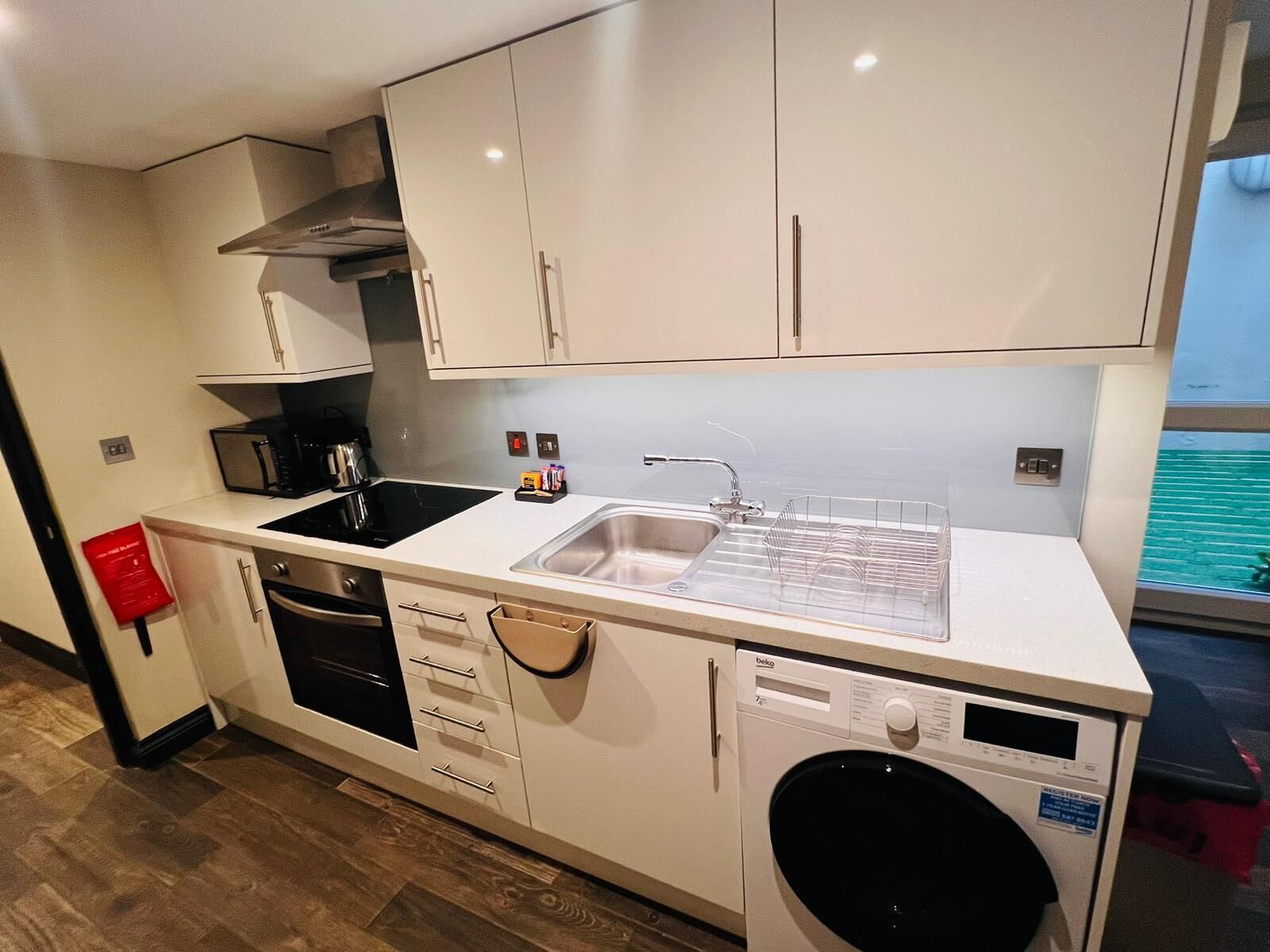 Standard Apartment, Non Smoking, Kitchenette (Lower Ground Floor) | Private kitchen