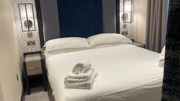 Family Apartment, 2 Bedrooms, Non Smoking, Kitchenette (Lower Ground Floor)