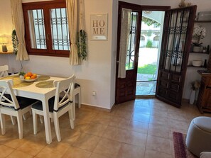 Dining - Apartment Oasis del Sol with communal pool - Denia (Dénia)