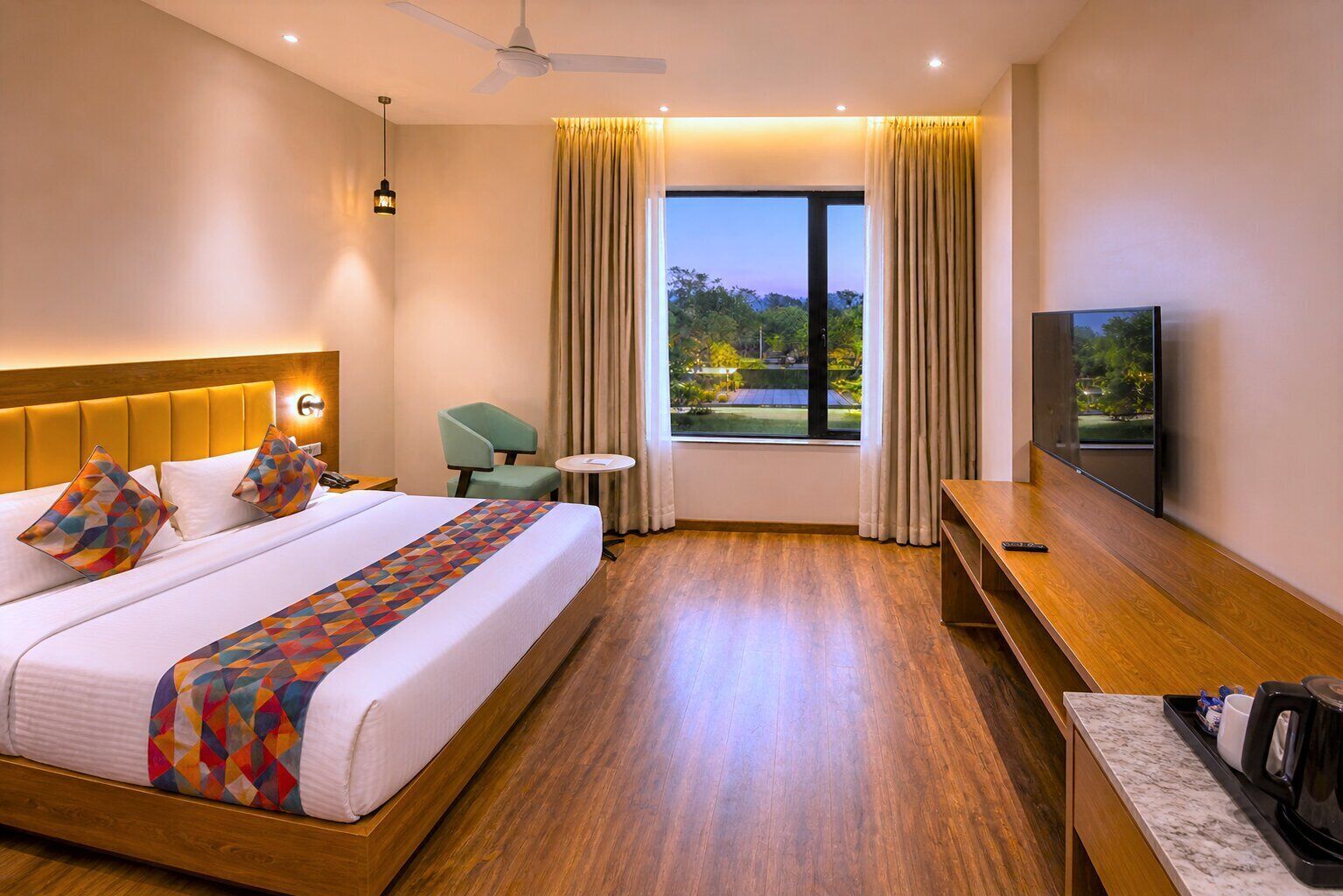Superior Room | Desk, laptop workspace, free WiFi, bed sheets