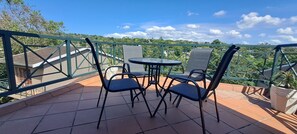 Outdoor dining - Executive Chic Flat with Stunning Views (Pinetown)