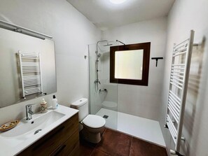 Regadera y bidet 
