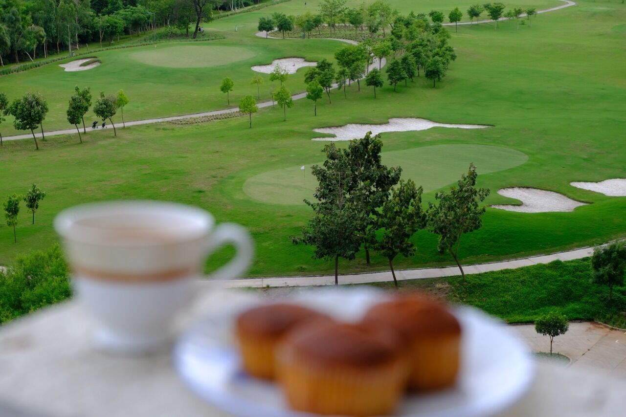 Premium Apartment, Balcony, Golf View | Golf